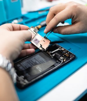 Las ventajas de la reparación de móviles frente a la compra de uno nuevo - Yotta Technologies